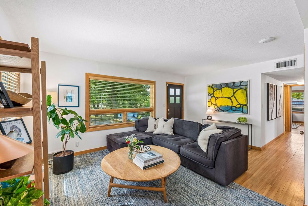 3449 Hayes Street NE, Minneapolis, MN 55418 — photo 4