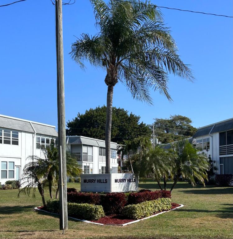 3280 Lake Osborne Drive 206, Lake Worth Beach, FL 33461