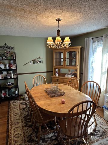 911 Pine Drive, Wisconsin Dells, WI 53965