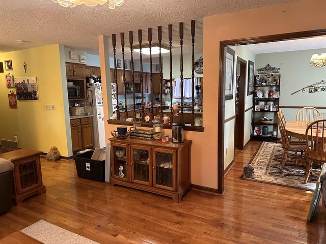 911 Pine Drive, Wisconsin Dells, WI 53965