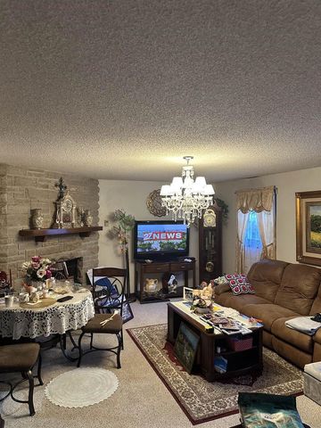 911 Pine Drive, Wisconsin Dells, WI 53965