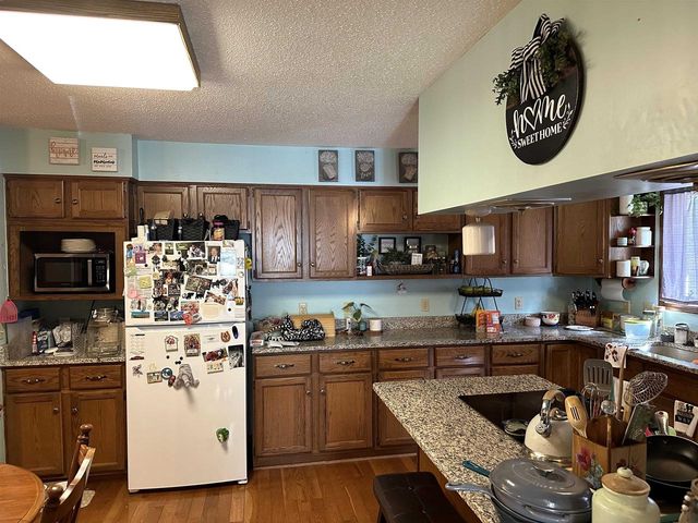 911 Pine Drive, Wisconsin Dells, WI 53965