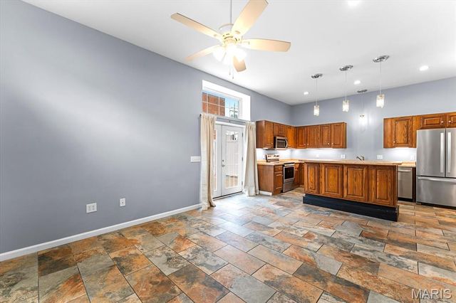 511 E Main Street, Belleville, IL 62220