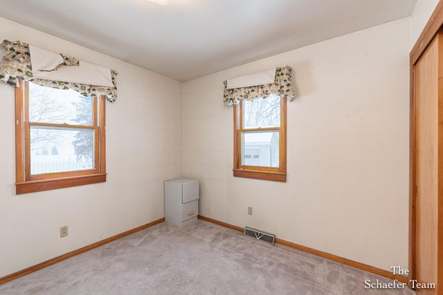 4885 Gavin Lake Road Ne, Grattan Twp, MI 49301