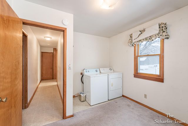 4885 Gavin Lake Road Ne, Grattan Twp, MI 49301