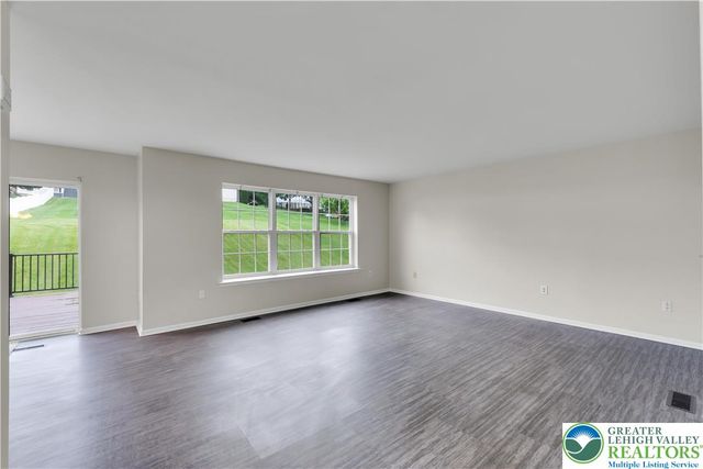 113 Walker Drive, Allen Twp, PA 18067