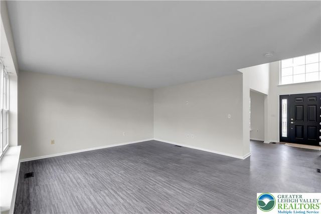 113 Walker Drive, Allen Twp, PA 18067