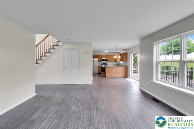 113 Walker Drive, Allen Twp, PA 18067