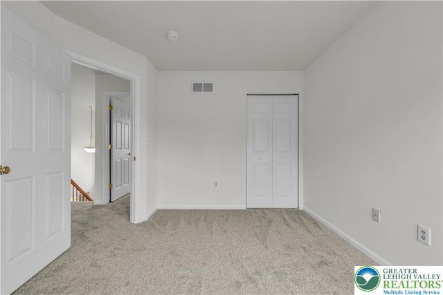 113 Walker Drive, Allen Twp, PA 18067