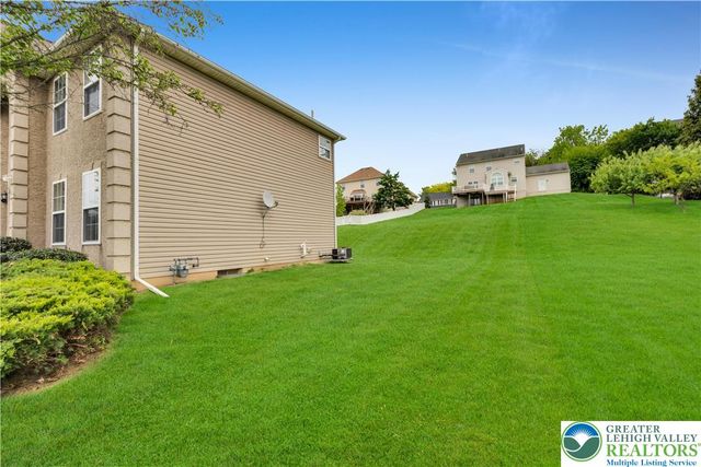 113 Walker Drive, Allen Twp, PA 18067