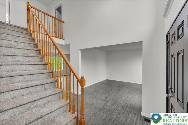 113 Walker Drive, Allen Twp, PA 18067