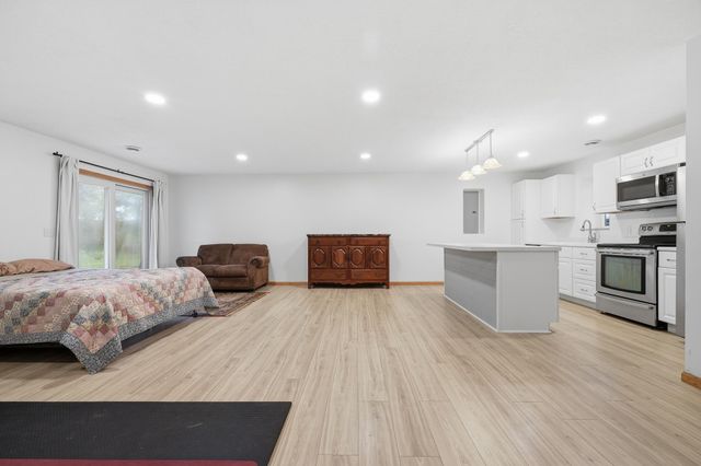 12468 65th Street NE, Albertville, MN 55301