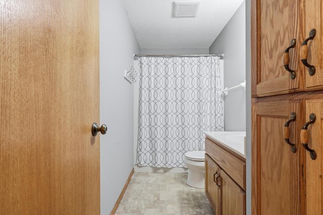 12468 65th Street NE, Albertville, MN 55301