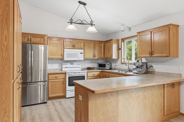 12468 65th Street NE, Albertville, MN 55301