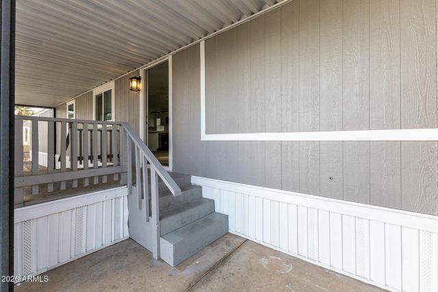 555 W WARNER Road 125, Chandler, AZ 85225