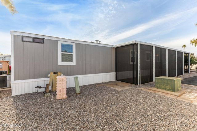 555 W WARNER Road 125, Chandler, AZ 85225