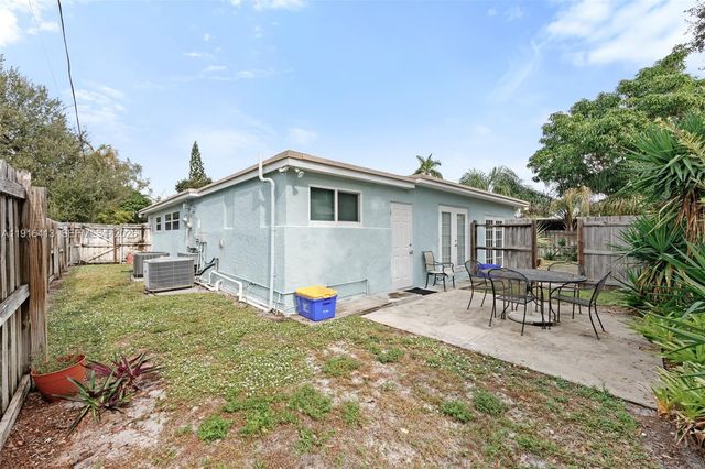 112 Milton Street 112, Lantana, FL 33462