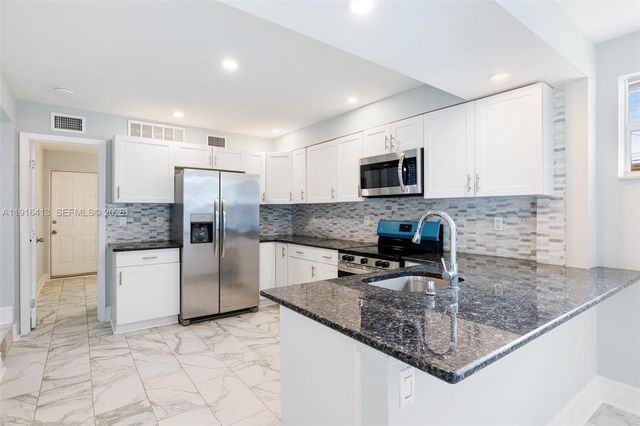 112 Milton Street 112, Lantana, FL 33462