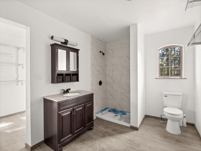 604 W North St, Leesville, LA 71446