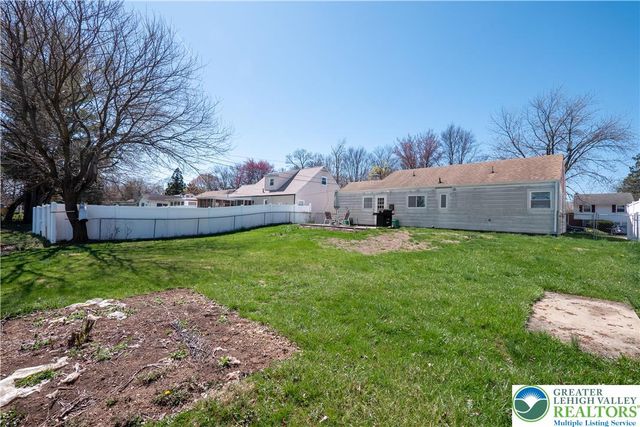 2824 Arcadia Avenue, Allentown City, PA 18103