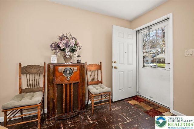 2824 Arcadia Avenue, Allentown City, PA 18103