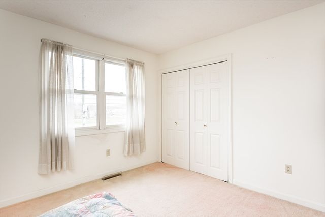 280 Huttleston Ave, Fairhaven, MA 02719