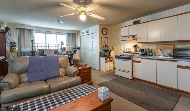 280 Huttleston Ave, Fairhaven, MA 02719