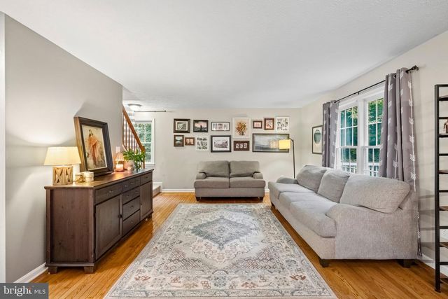 8427 TOMPKINS DR, King George, VA 22485