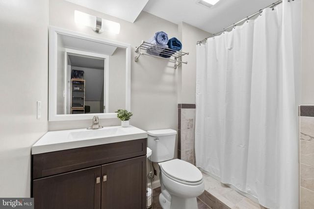 8427 TOMPKINS DR, King George, VA 22485