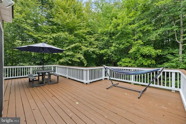 8427 TOMPKINS DR, King George, VA 22485