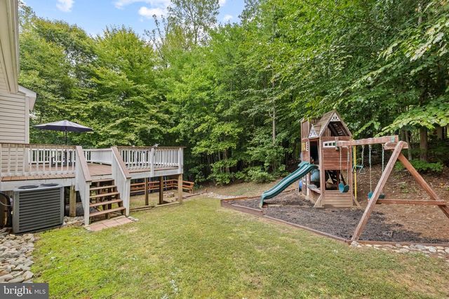 8427 TOMPKINS DR, King George, VA 22485
