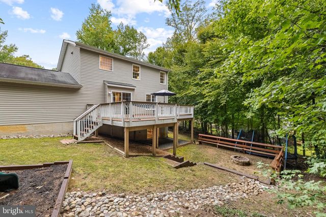 8427 TOMPKINS DR, King George, VA 22485