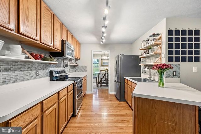 8427 TOMPKINS DR, King George, VA 22485