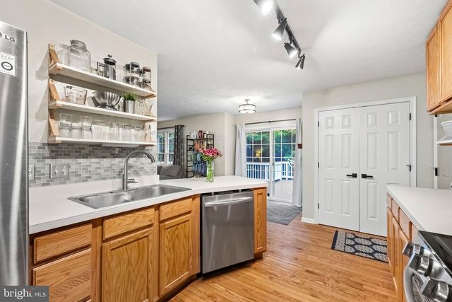 8427 TOMPKINS DR, King George, VA 22485