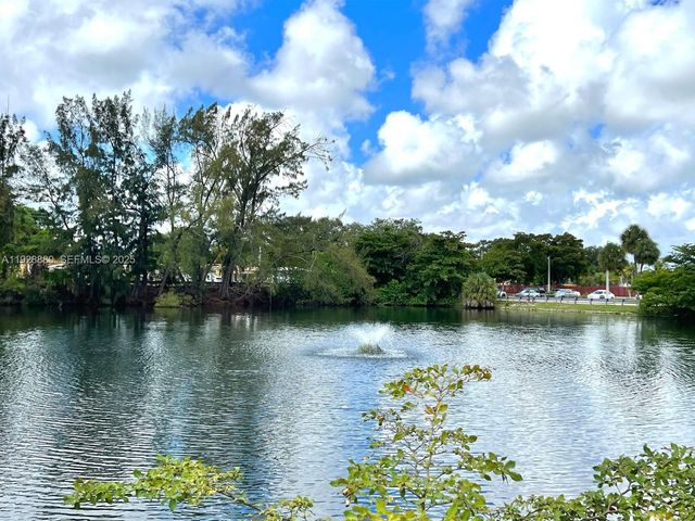 1300 NE Miami Gardens Dr 711E, Miami, FL 33179