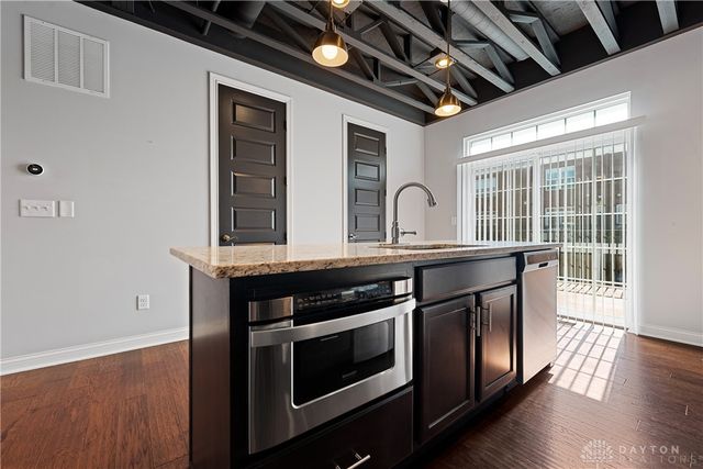 516 E 2nd Street, Dayton, OH 45402