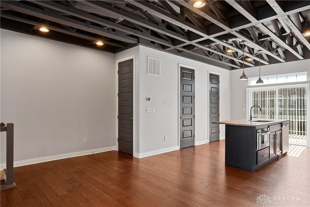 516 E 2nd Street, Dayton, OH 45402