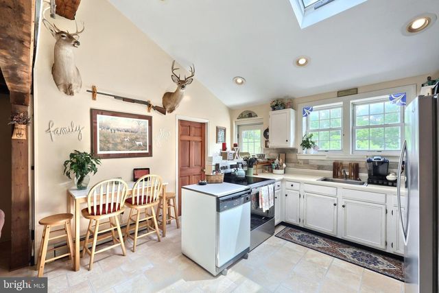 7923 MAIN ST, Glenville, PA 17329