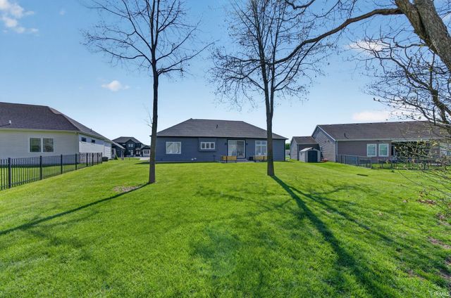 54761 Salem Farms Court, Osceola, IN 46561