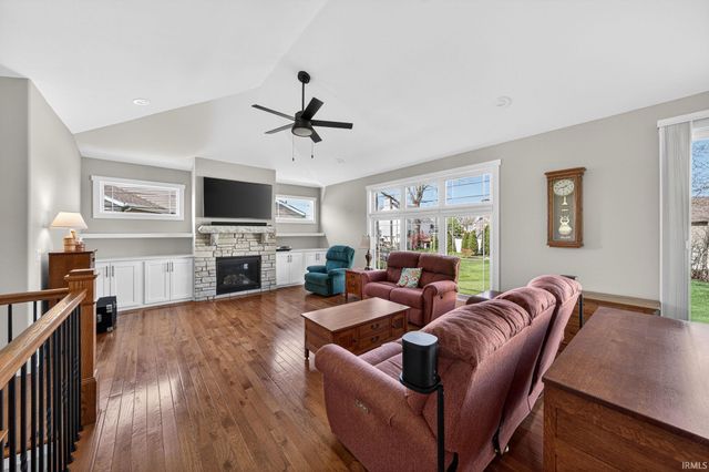 54761 Salem Farms Court, Osceola, IN 46561