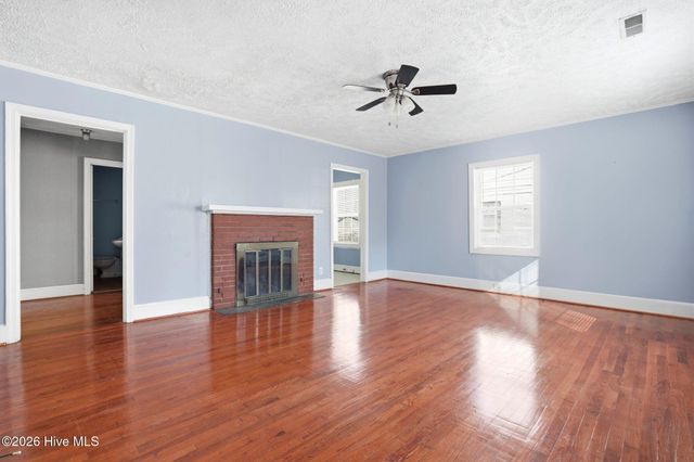 205 N Thompson Street, Whiteville, NC 28472