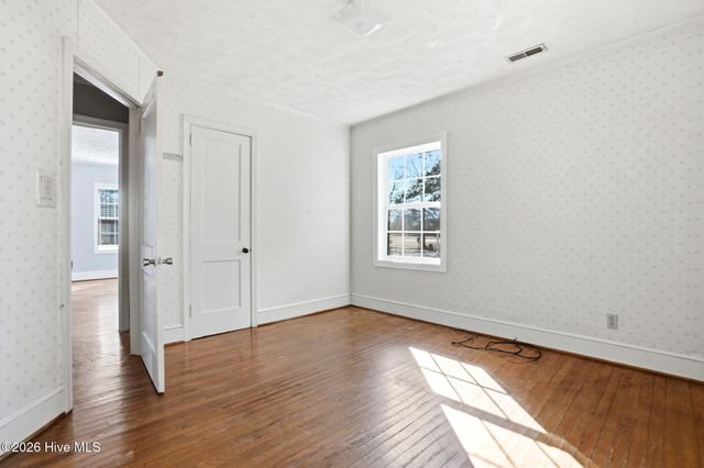 205 N Thompson Street, Whiteville, NC 28472