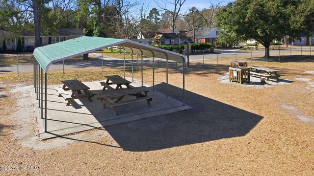 205 N Thompson Street, Whiteville, NC 28472