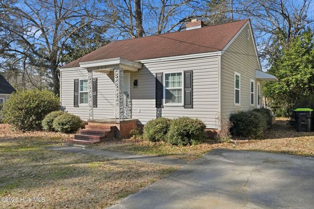 205 N Thompson Street, Whiteville, NC 28472