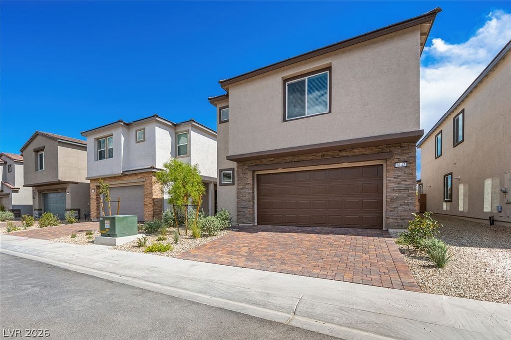 8142 Gusty Brook Street, Las Vegas, NV 89113 — photo 2