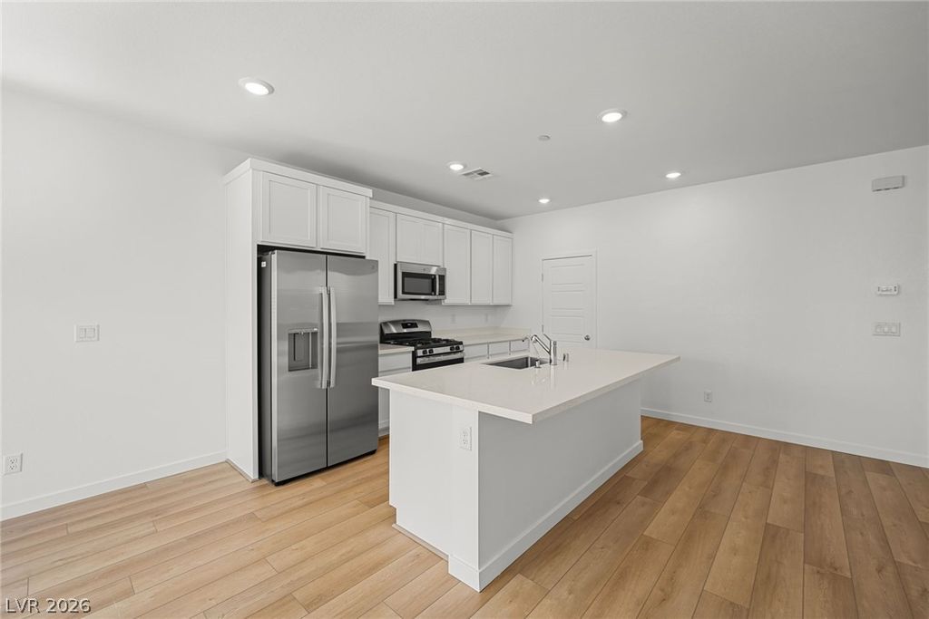 8142 Gusty Brook Street, Las Vegas, NV 89113 — photo 3
