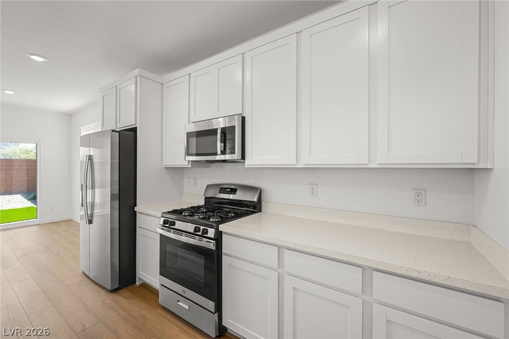 8142 Gusty Brook Street, Las Vegas, NV 89113 — photo 5