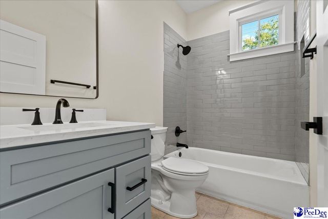 315 Railroad Ave, Florence, SC 29506