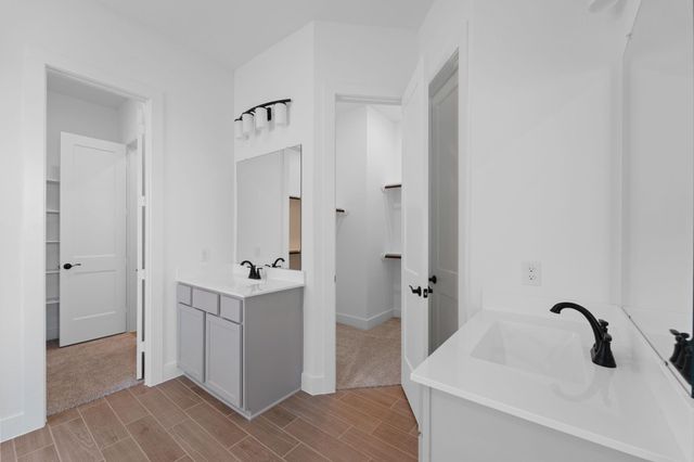 207 Blue River Trail, Rosenberg, TX 77471