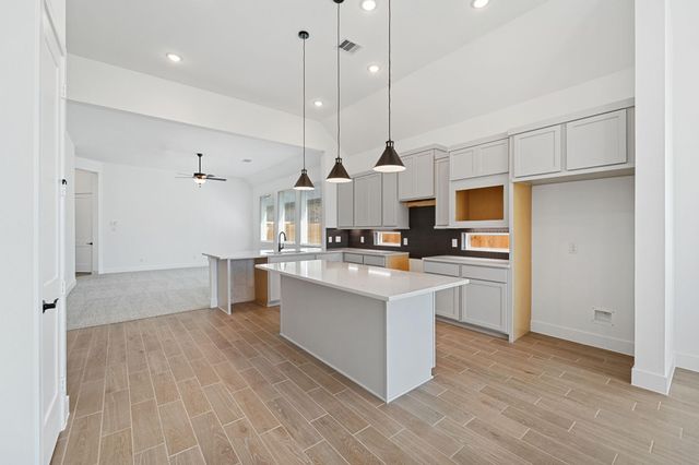 207 Blue River Trail, Rosenberg, TX 77471